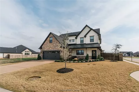 4900 Pearl River Ct, College Station, TX 77845