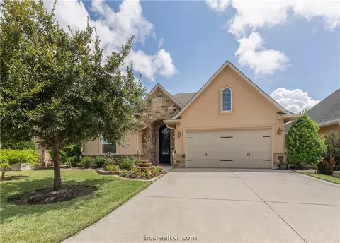 5150 Stonewater Loop, College Station, TX 77845