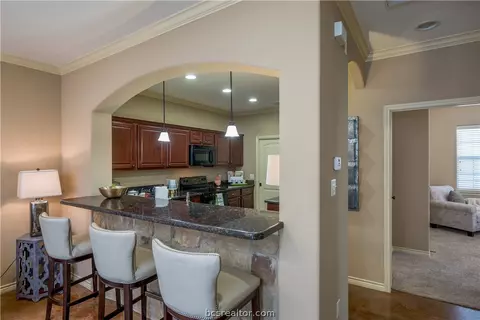 510 Deacon Drive West Dr W, College Station, TX 77845