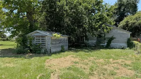 416 E Jack St, Bremond, TX 76629 photo 10