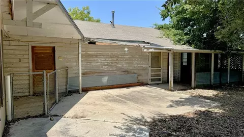 416 E Jack St, Bremond, TX 76629 photo 8