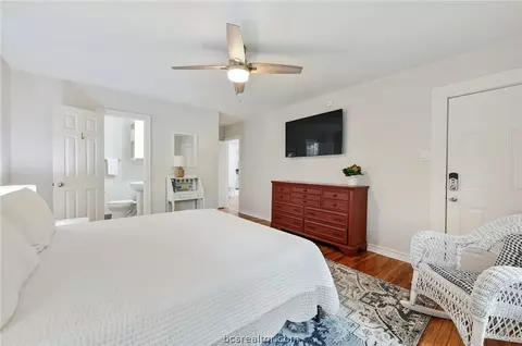 400 N E, Bryan, TX 77801 photo 11