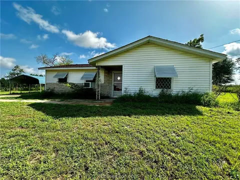 10569 W Fm 977 W, Normangee, TX 77871