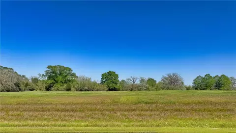 10222 Panther Creek Dr, Iola, TX 77861