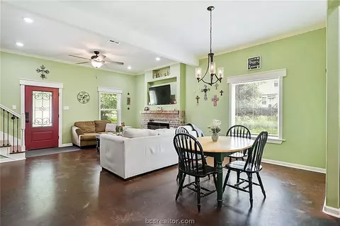 751 Bruin Trce, Bryan, TX 77803 photo 5