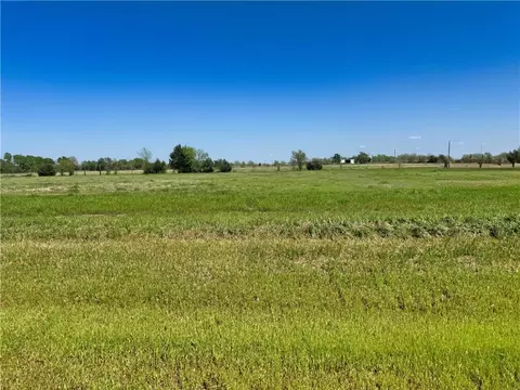 9892 Panther Creek Dr, Iola, TX 77861