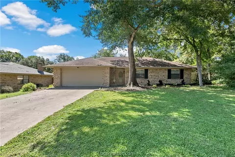 2803 Manassas Ct, College Station, TX 77845