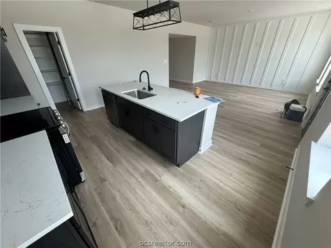 4085 General Pkwy, College Station, TX 77845