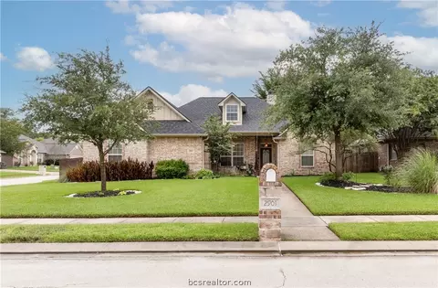 2901 Agee Ct, Bryan, TX 77808