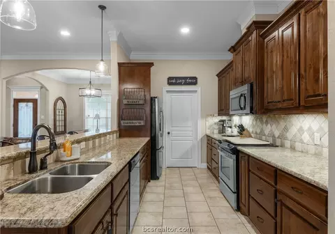 2901 Agee Ct, Bryan, TX 77808 photo 14