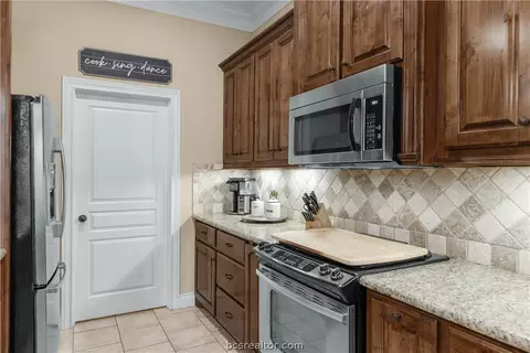 2901 Agee Ct, Bryan, TX 77808 photo 15