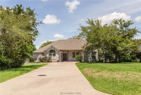 2035 Ravenstone, College Station, TX 77845
