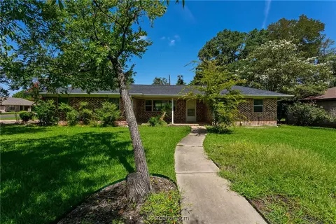 2507 Antietam Dr, College Station, TX 77845