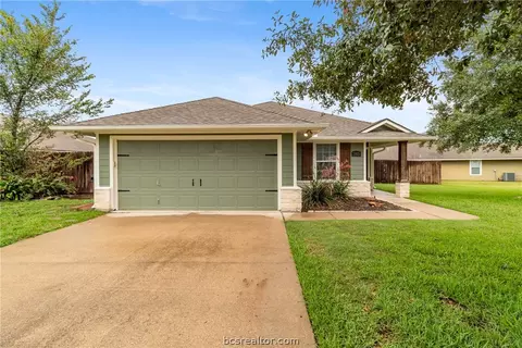3915 Tranquil Path Dr, College Station, TX 77845