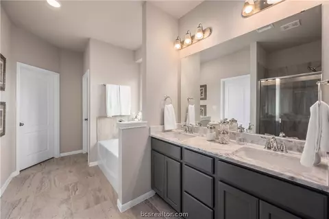 5313 Lyle Pl, Bryan, TX 77807 photo 32