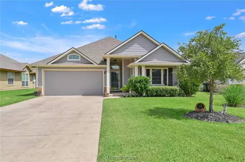1693 Summerwood, Bryan, TX 77807