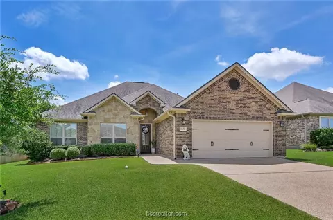 3502 Wakefield Dr, Bryan, TX 77808