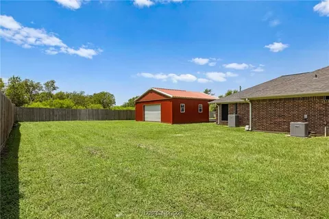 1 Raven Dr, Bryan, TX 77808 photo 5