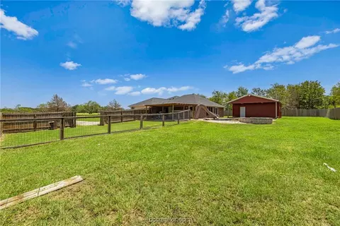 1 Raven Dr, Bryan, TX 77808 photo 9