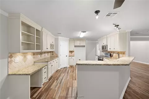 1 Raven Dr, Bryan, TX 77808 photo 25