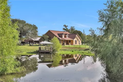 16537 Fm 1227, Navasota, TX 77868