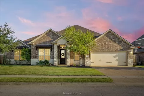 4008 Wild Creek Ct, College Station, TX 77845