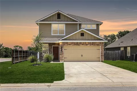 10601 Natural Pond Rd, College Station, TX 77845