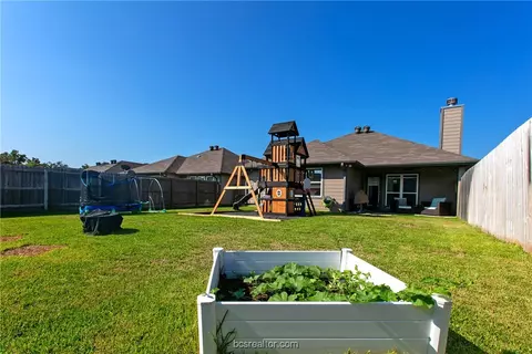 3714 Mckenzie St, Bryan, TX 77803 photo 24
