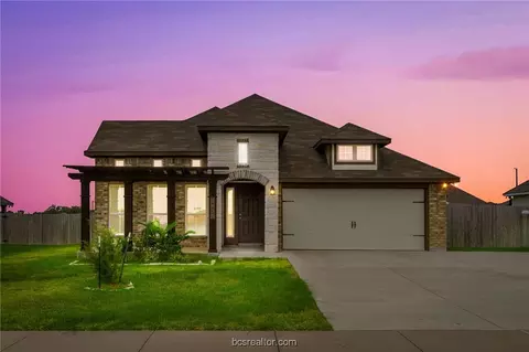 2030 Viva Rd, Bryan, TX 77807