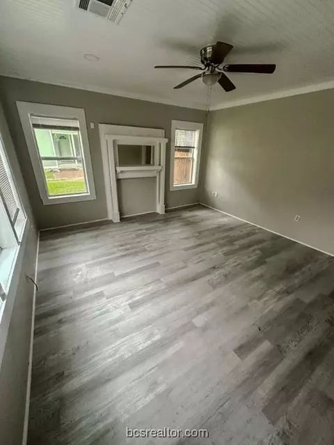 Living - 900 E 24th St, Bryan, TX 77803 photo 1 of 1