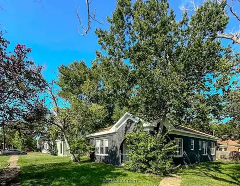 900 E 24th St, Bryan, TX 77803
