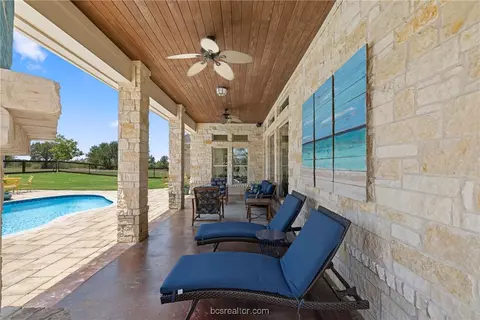 1701 Starlight, Cameron, TX 76520 photo 13