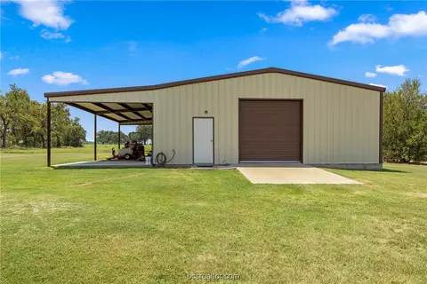 1701 Starlight, Cameron, TX 76520 photo 7