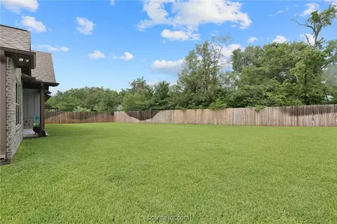 Exterior - 2909 Embers Ct, Bryan, TX 77808 photo 7 of 9