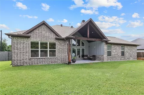 Exterior - 2909 Embers Ct, Bryan, TX 77808 photo 8 of 9