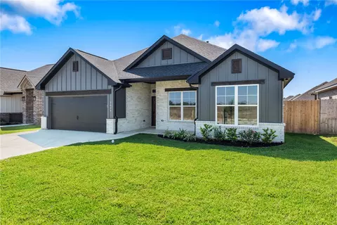 2809 Spector Dr, Bryan, TX 77808 photo 2