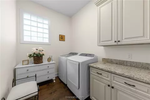 4112 S Texas Ave, Bryan, TX 77802 photo 17