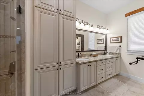 4112 S Texas Ave, Bryan, TX 77802 photo 11