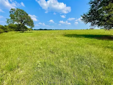 8051 S Hickory Loop, Calvert, TX 77837 photo 5