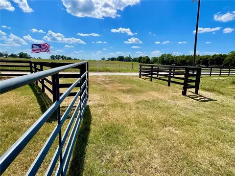 8051 S Hickory Loop, Calvert, TX 77837 photo 15