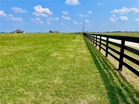 8051 S Hickory Loop, Calvert, TX 77837 photo 13