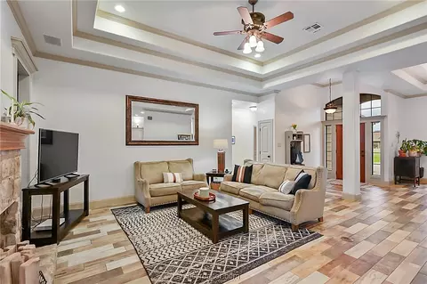 6949 Gemstone Dr, Bryan, TX 77808 photo 10