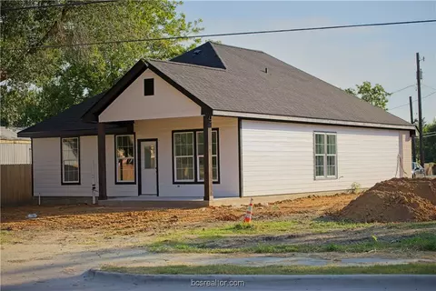 Exterior - 2002 Eisenhower, Bryan, TX 77803 photo 6 of 6
