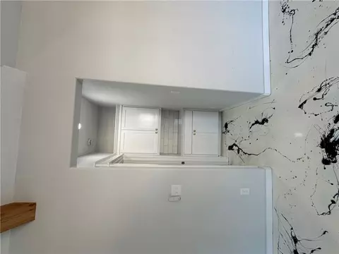 Entry Way - 2002 Eisenhower, Bryan, TX 77803 photo 5 of 6