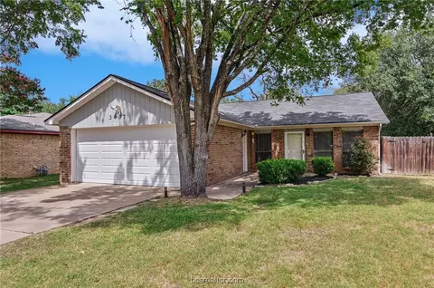 3407 Coastal Dr, College Station, TX 77845