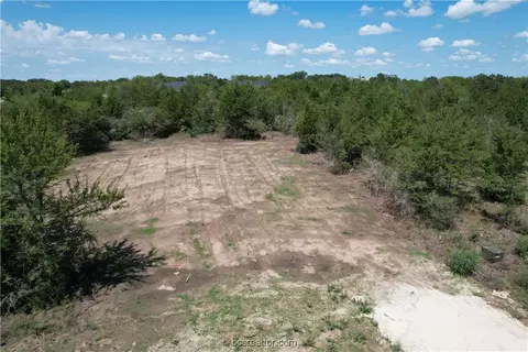 5013 Paulo Ct, Bryan, TX 77808 photo 4