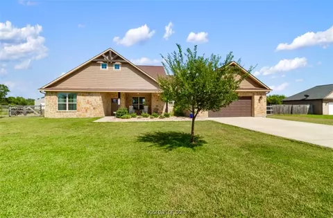 4095 Green Pastures, North Zulch, TX 77872