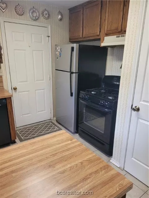 4713 Brompton Ln, Bryan, TX 77802 photo 8