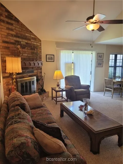 4713 Brompton Ln, Bryan, TX 77802 photo 5