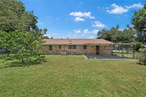 201 W Farish, Rosebud, TX 76570 photo 19